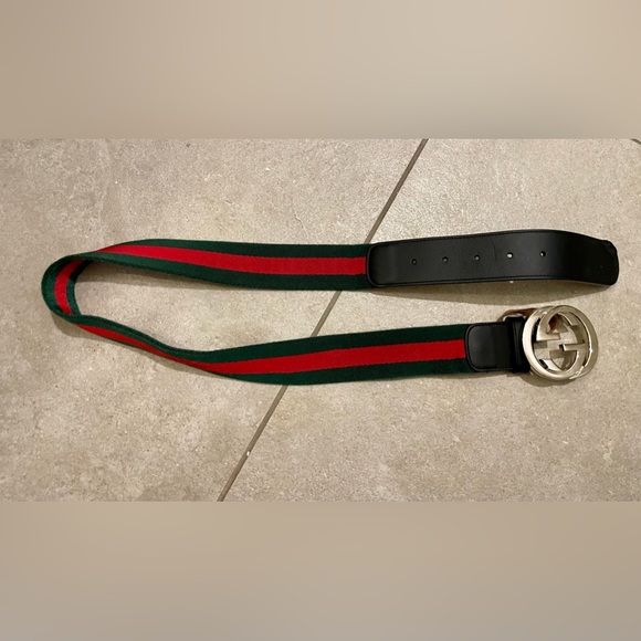 GUCCI WEB BELT WITH G BUCKLE. **WORN TWICE. - Picture 5 of 5